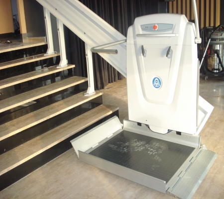 Platform Merdiven Asansörü